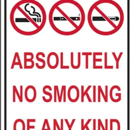 شقة Main Street Retreat With Free Parking *