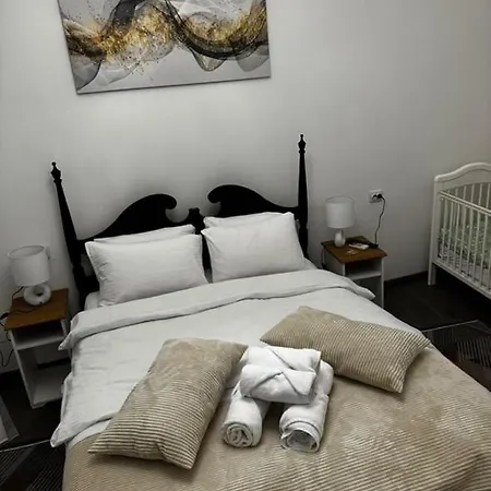 Main Street Retreat With Free Parking * Sarajevo