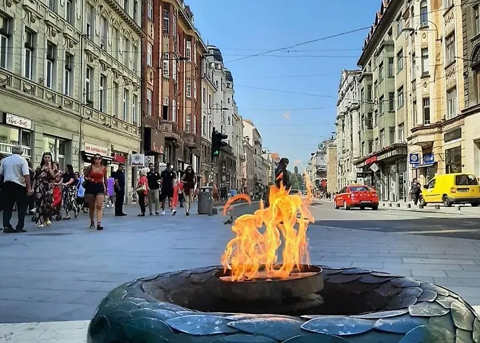 Main Street Retreat With Free Parking Sarajevo
